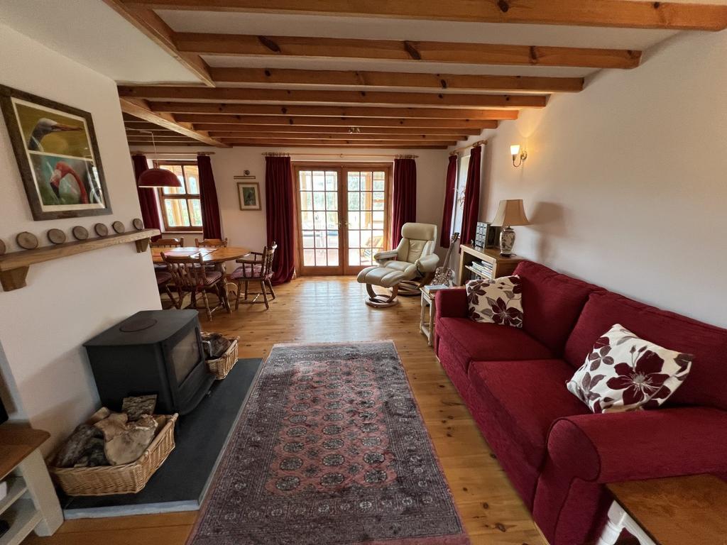 L shaped Lounge/Dining Room