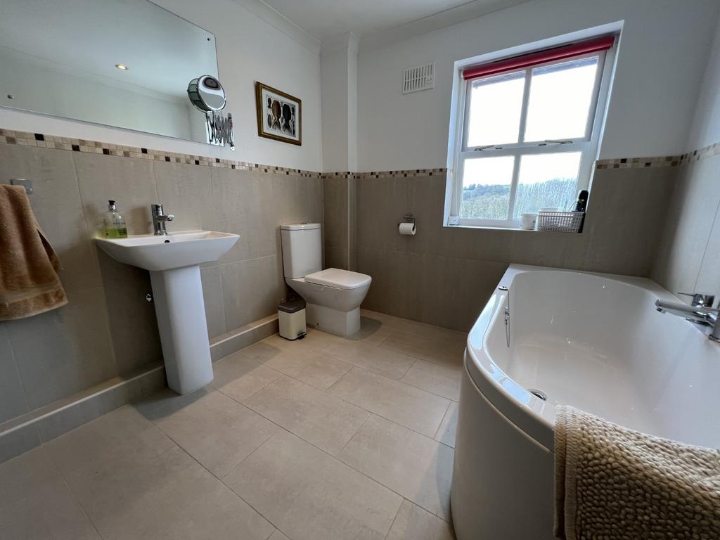 Modern Bathroom