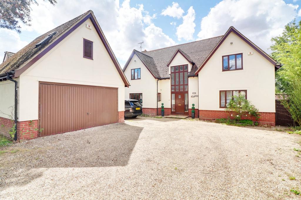 Sheering Lower Road, Sawbridgeworth, CM21 4 bed detached house for sale