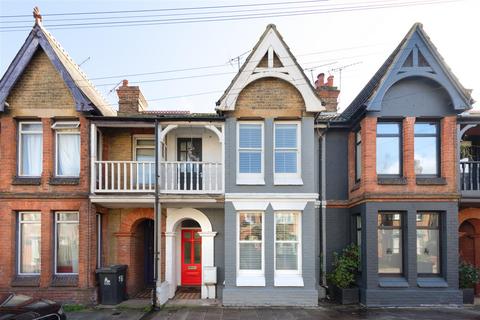 3 bedroom terraced house for sale, Cromwell Road, Whitstable