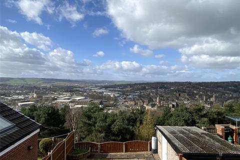 2 bedroom bungalow for sale, Pennine Road, Dewsbury, WF12