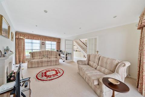 4 bedroom detached house for sale, Hooke Road, East Horsley