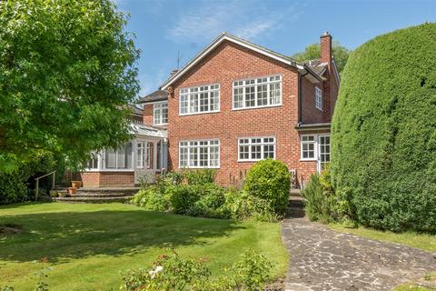Ashcroft Hooke Road, East Horsley, Leatherhead, KT24 5DY