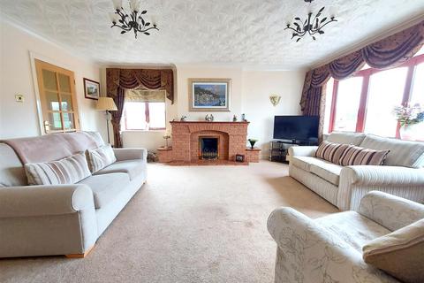 4 bedroom detached house for sale, Menteith Close, Stourport-On-Severn