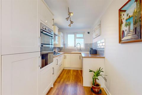 3 bedroom terraced house for sale, Priests Road, Swanage