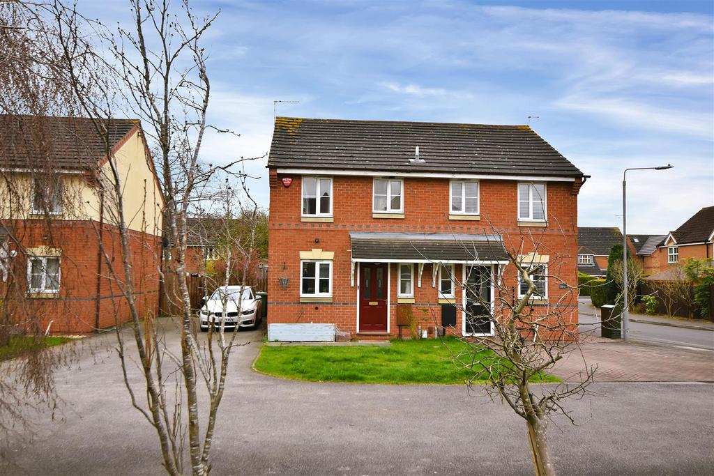 Robert Dukeson Avenue, Newark 2 bed semidetached house for sale £175,000