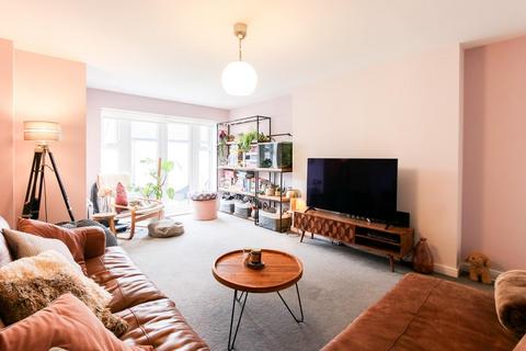 19 Deleval Crescent, Shiremoor, Newcastle Upon Tyne, NE27 0FA