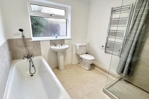 32a Brunwin Road, Rayne, Braintree, CM77 6BU