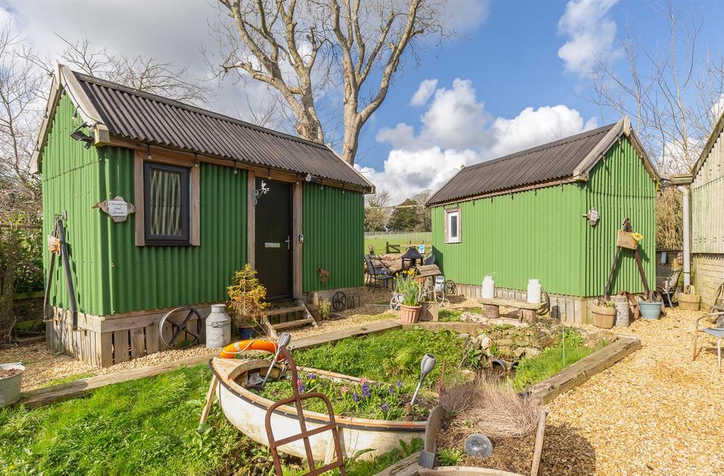 Shepherd&#39;s Huts