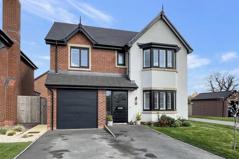 4 bedroom detached house for sale, Elmwood Drive, Congleton