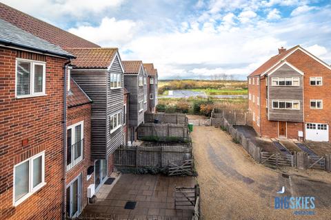 2 bedroom flat for sale, 12 Mainsail Yard, Wells-Next-the-Sea, NR23