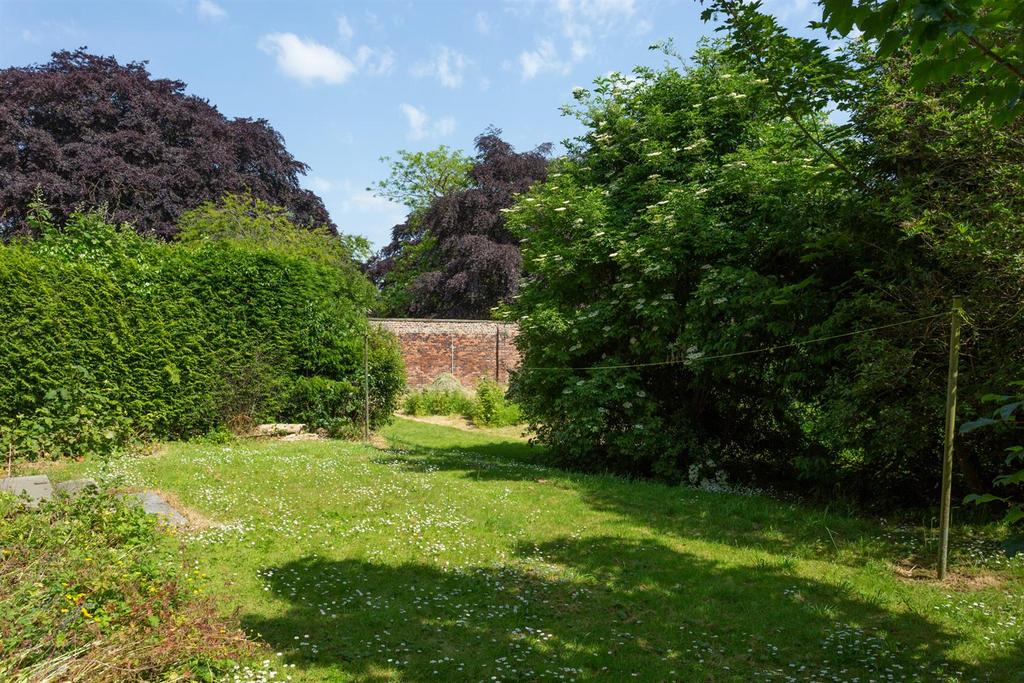 Rear Walled Garden