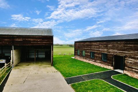 4 bedroom detached bungalow for sale, Grain Barn, St Mary In The Marsh