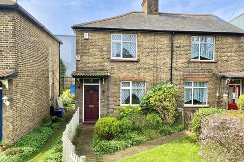2 bedroom house for sale - UK Cottages, Dawley Road, Hayes