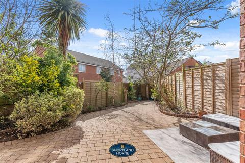 1 Border Court, Coventry, CV3 1NL