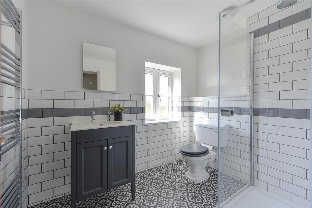 9704bathroom.jpg