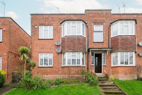 2 bedroom apartment for sale, High Road, Loughton
