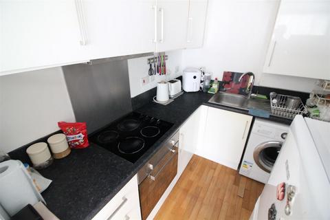 1 bedroom flat to rent - Bath Road, Hounslow