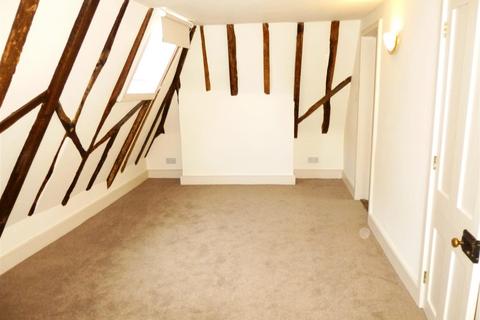 2 bedroom apartment to rent, Broad Street, Stamford