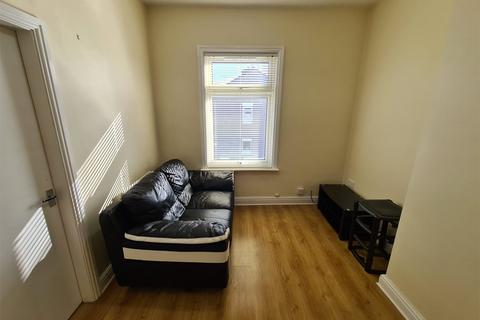 1 bedroom flat to rent, Borough Road, Darlington, DL1