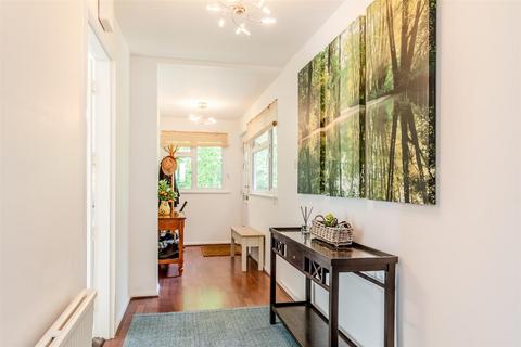 The Glade Channells Hill, Westbury On Trym, Bristol, BS9 3HZ