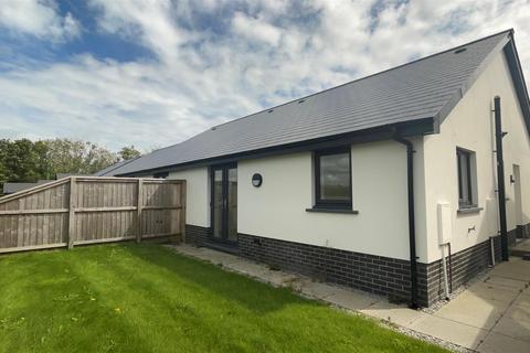 2 bedroom semi-detached bungalow for sale, 15 The Paddock, Penally