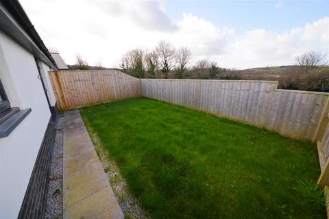 2 bedroom semi-detached bungalow for sale, 17 The Paddock, Penally