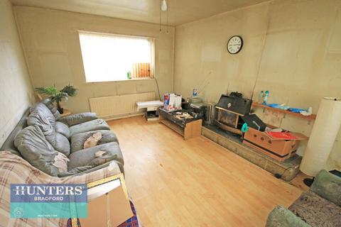 4 bedroom detached house for sale - Southdown Close, Bradford, West Yorkshire, BD9 6DG