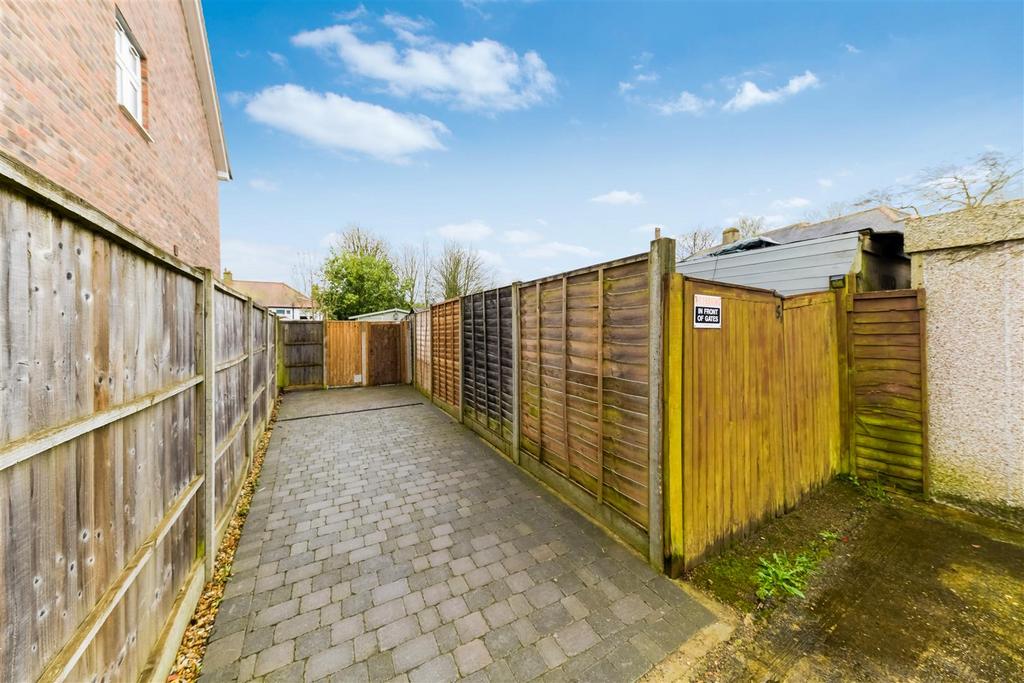 Carshalton road, 54 31.jpg