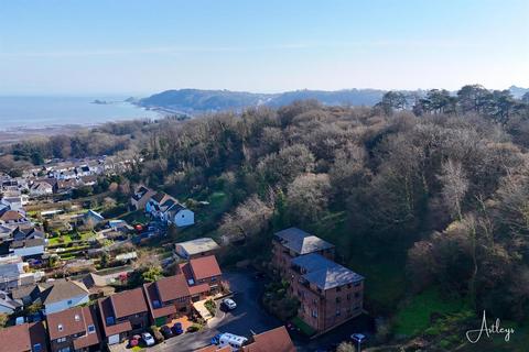 Heath Close, West Cross, Swansea