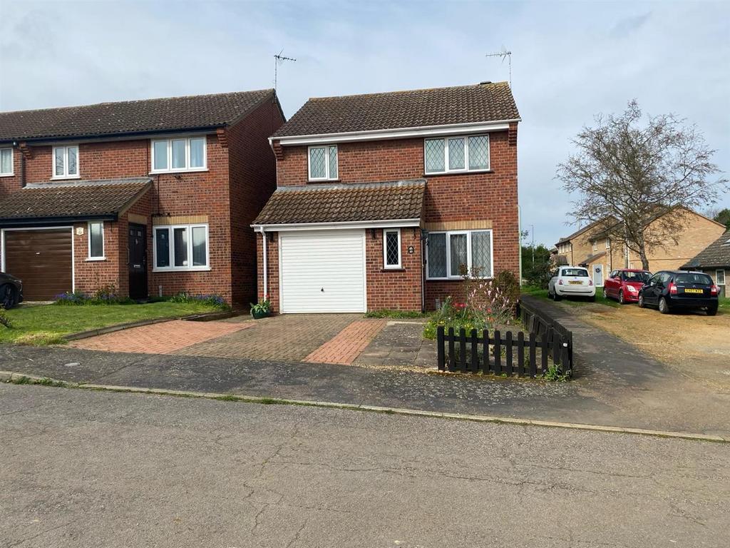 Melford Road, Stowmarket IP14 3 bed detached house for sale £270,000