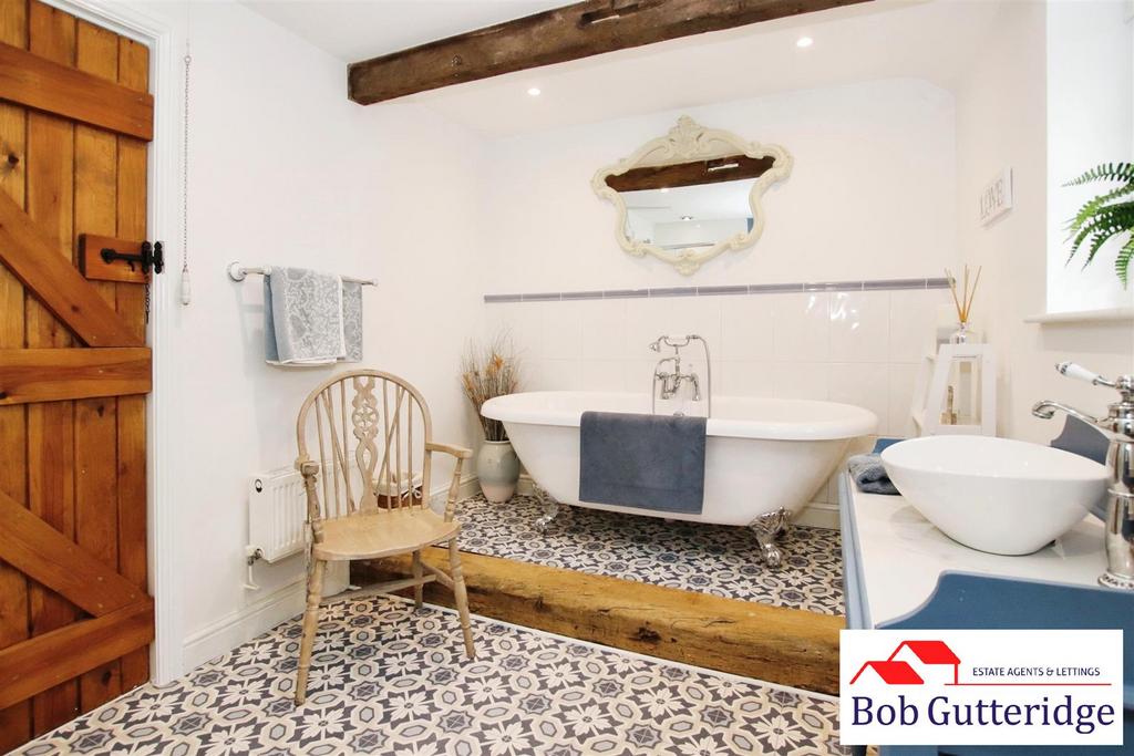 First floor four piece bathroom