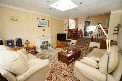 4 bedroom bungalow for sale, Pendennis Avenue, Lostock, Bolton
