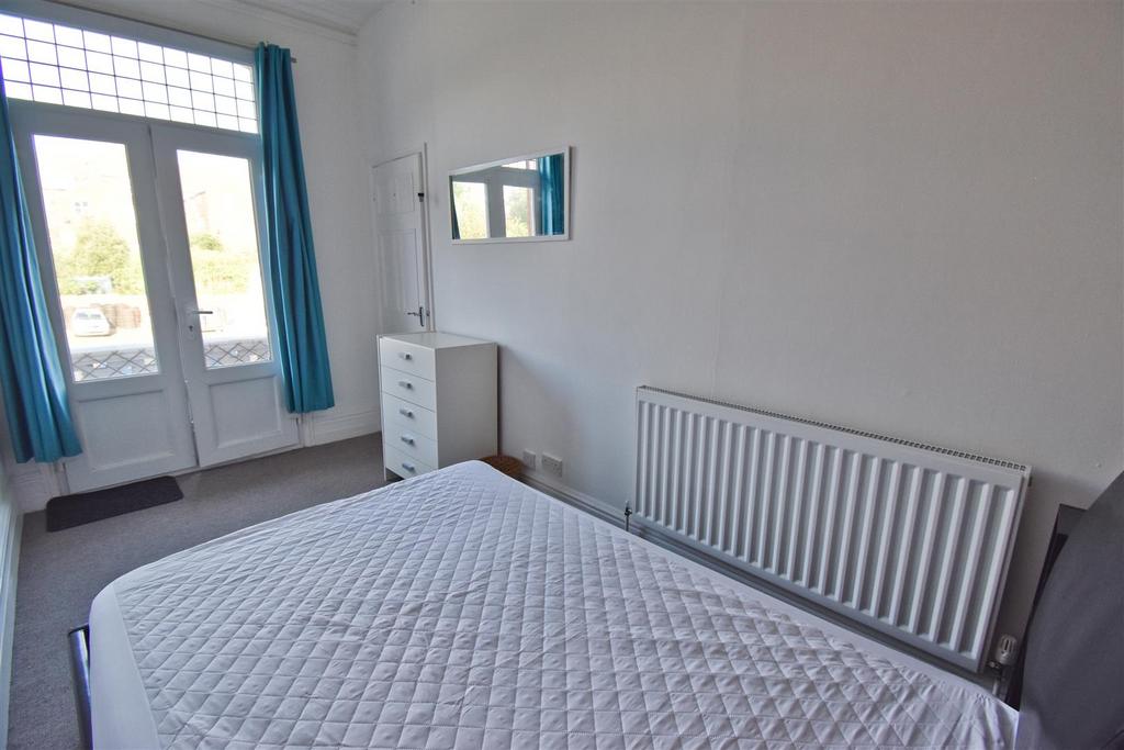 Bedroom 2.jpg