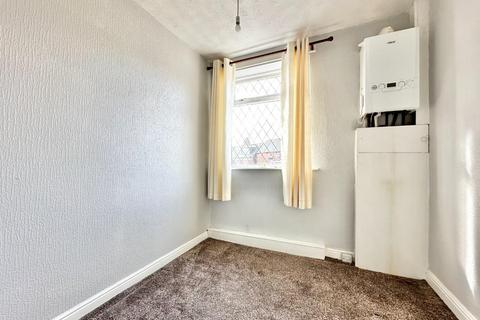 20 Grasmere Road, Barnsley, S71 1ES