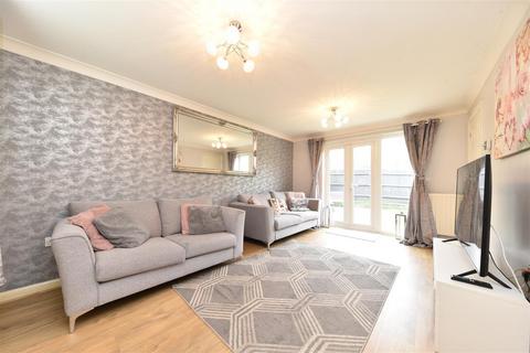 3 bedroom detached house for sale - Grampian Place, Stevenage