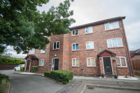 2 bedroom apartment for sale, Earlsfield Drive, Chelmer Village, Chelmsford, CM2