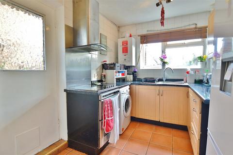 2 bedroom end of terrace house for sale, Northborough  Road, Slough, Slough