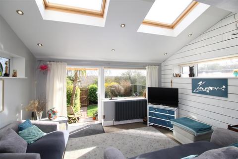 3 bedroom end of terrace house for sale - Burnham Avenue, West Denton Park, Newcastle Upon Tyne