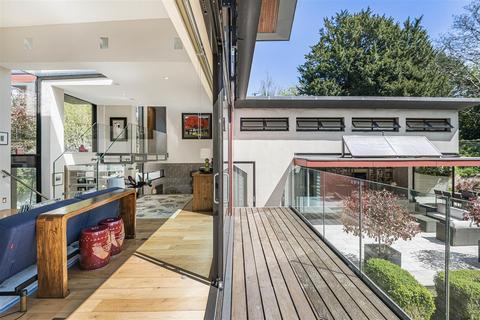 undefined, Newnham Hill, Henley-On-Thames RG9