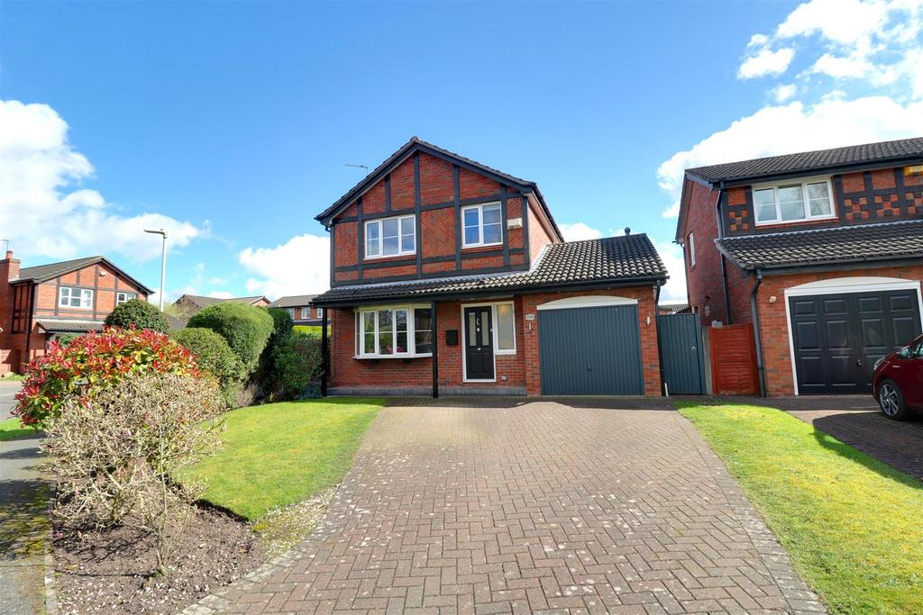 Harpur Crescent, Alsager 4 bed detached house for sale £390,000