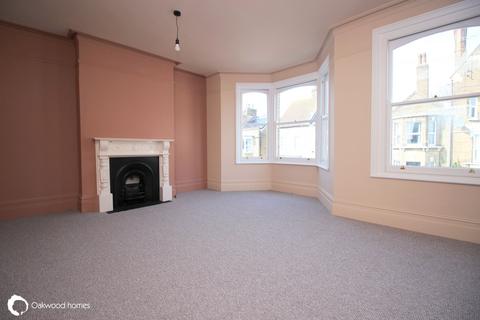 2 bedroom semi-detached house for sale - Codrington Road, Ramsgate