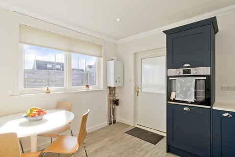 48 Forth View, West Barns, Dunbar, EH42 1TZ