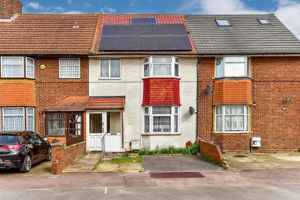 Stevens Road, Dagenham, Essex 3 bed terraced house for sale £400,000