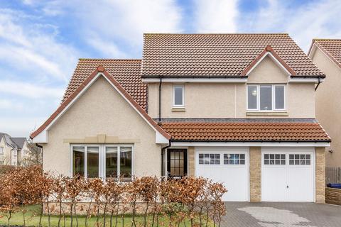 6 Castell Maynes Crescent, Bonnyrigg, EH19 3RU