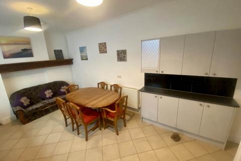 6 bedroom house to rent, Beechwood Road, Uplands, , Swansea