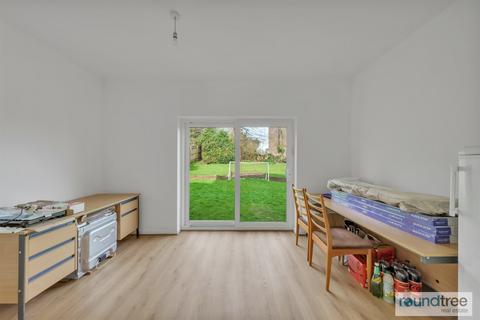 4 bedroom house for sale, Tenterden Drive, Hendon NW4
