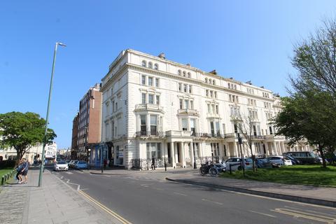 2 bedroom flat for sale, Palmeira Square, Hove, BN3
