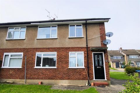 2 bedroom maisonette for sale, CHAIN FREE 2 bedroom F/F maisonette - Severn Way, Watford