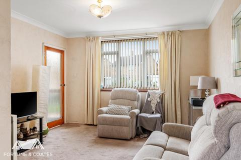 37 Northbrooks, Harlow, CM19 4DB